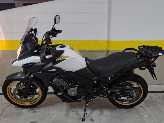 SUZUKI V-STROM 650XT ABS SUZUKI V-STROM 650XT ABS
